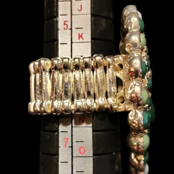 Ring - Picture 3 of 3